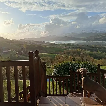 La Casa De Nuria Onís